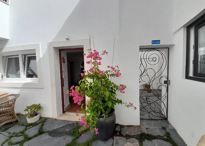 Covil's Haus * Peniche