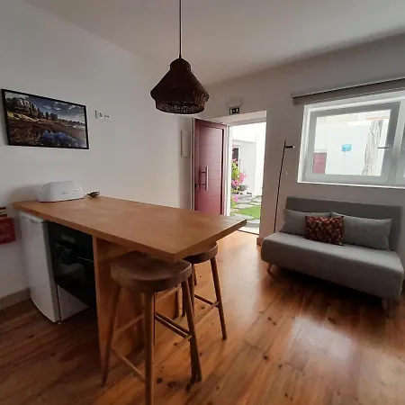 Covil's Haus * Peniche